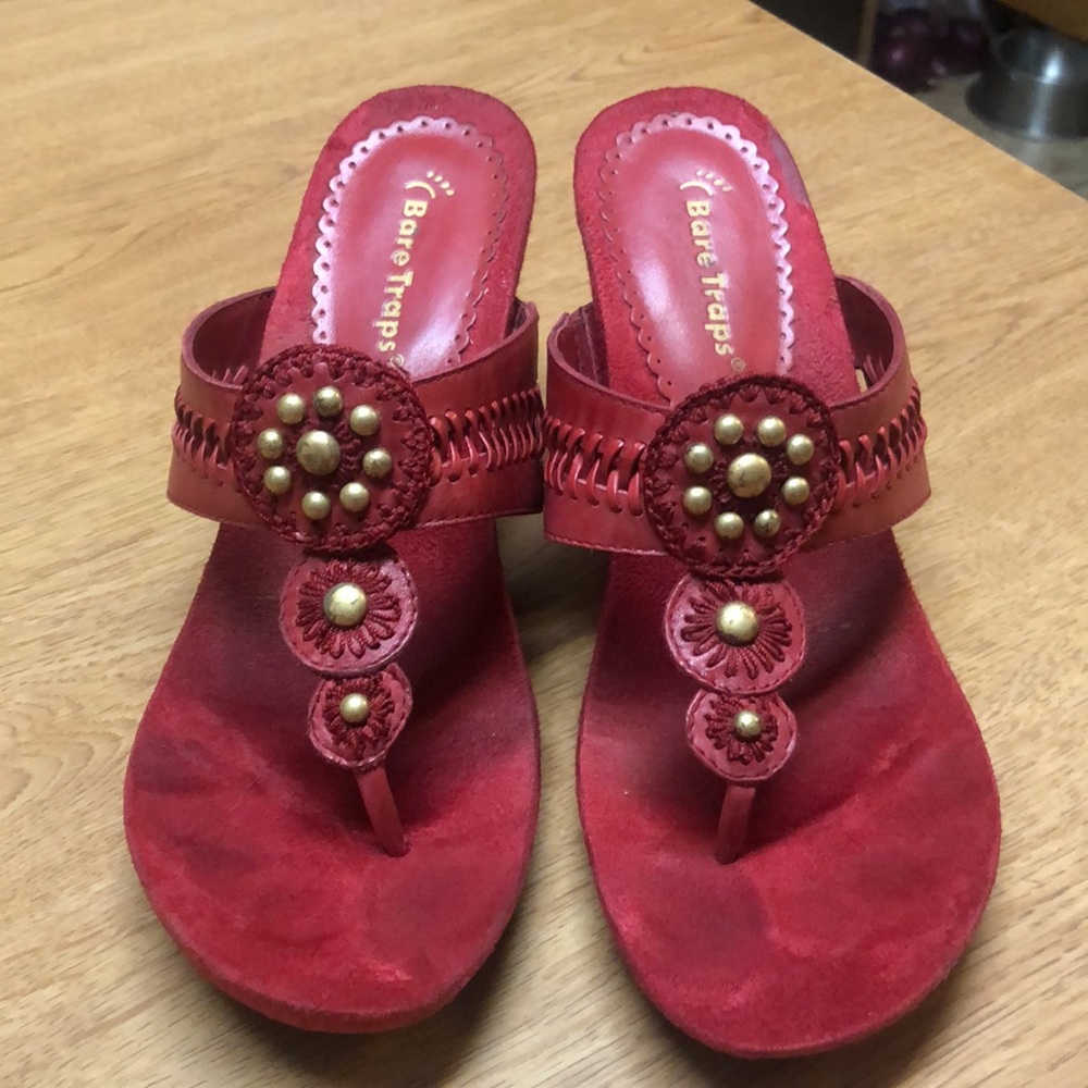 Bare Traps red suede wedges